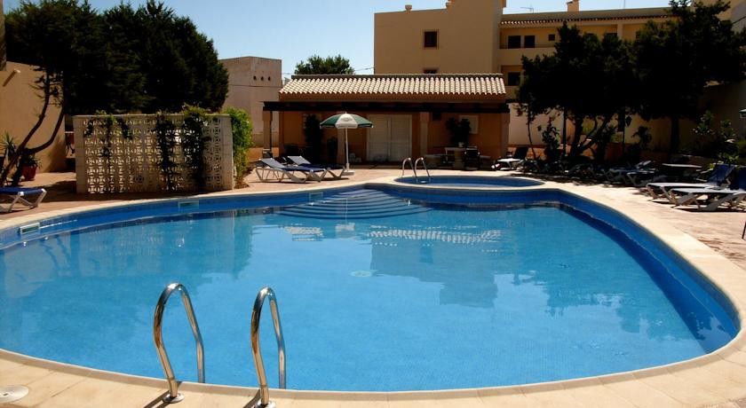 Hotel Voramar - Emar Hotels Es Pujols Esterno foto